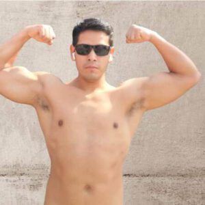 Gigolo acompañante masculino solo mujeres o parejas