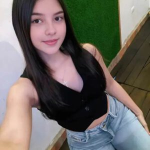 Zaida culoncita blanquita hermosa blanquita hot